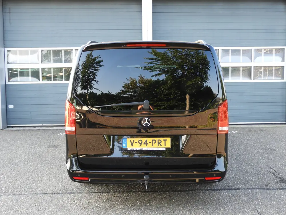 Mercedes-Benz V-Klasse 300d Lang DC Avantgarde AUT uit 2022, foto 6