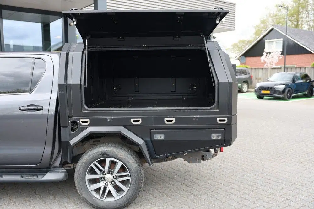 Toyota Hilux 2.4 D-4D DUBBEL CABINE BE TREKKER LIMITED uit 2020, foto 9