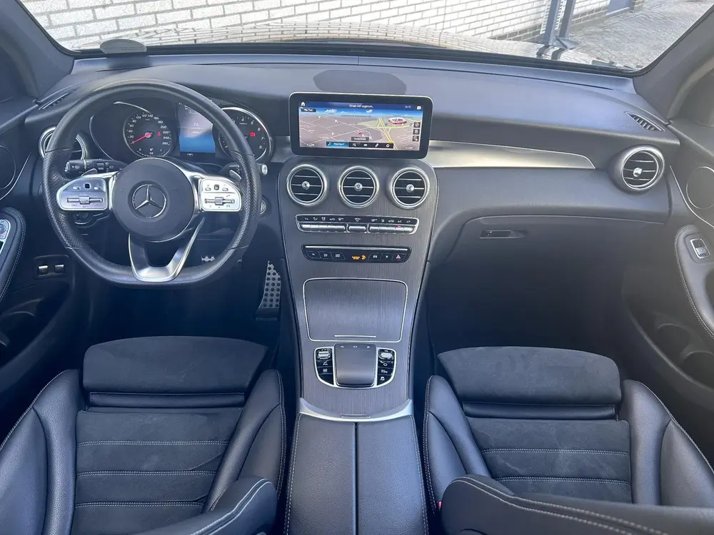 Mercedes-Benz GLC 300e 4MATIC uit 2022, foto 4
