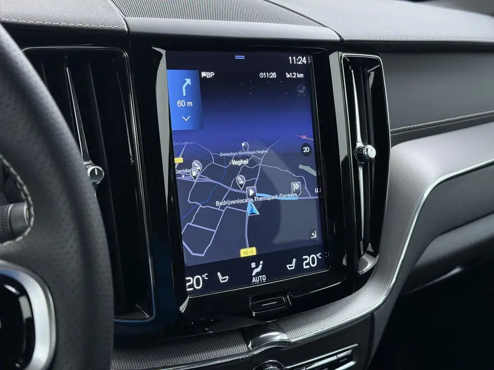 Volvo XC60 T5 251PK Autom Inscription R-design Trekhaak Navi uit 2019, foto 11