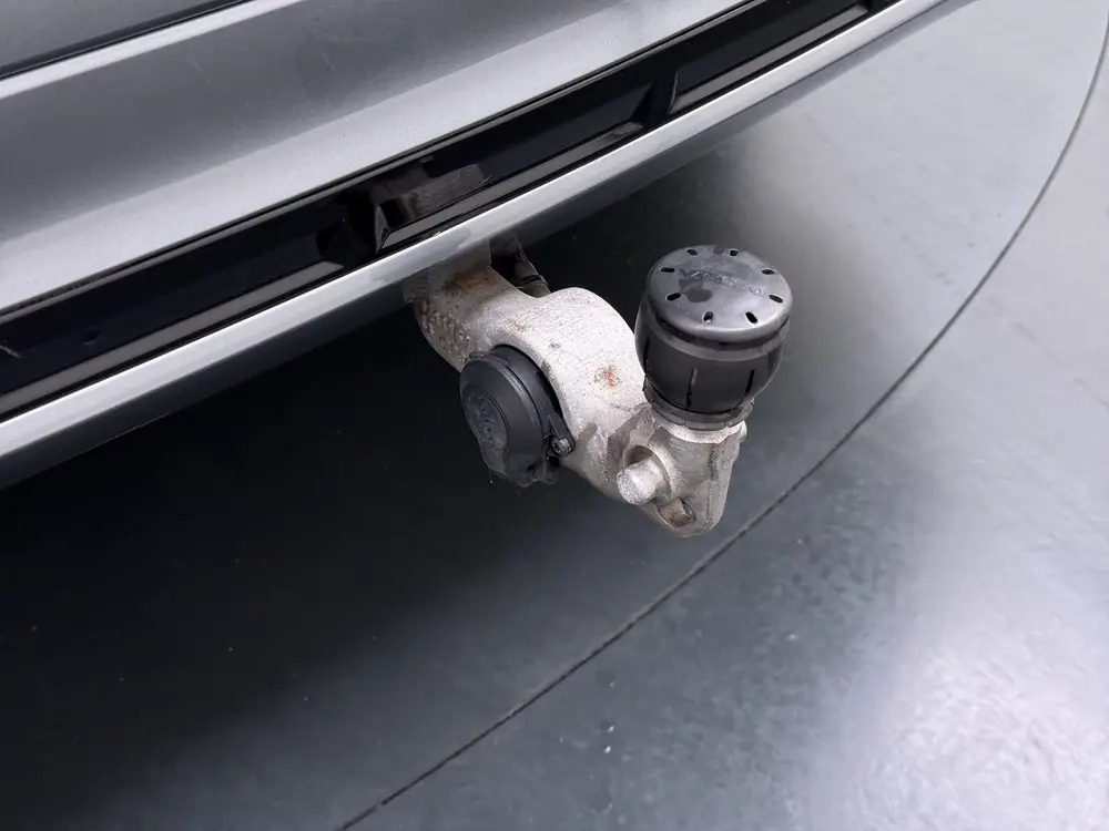 Volvo XC60 T5 251PK Autom Inscription R-design Trekhaak Navi uit 2019, foto 18