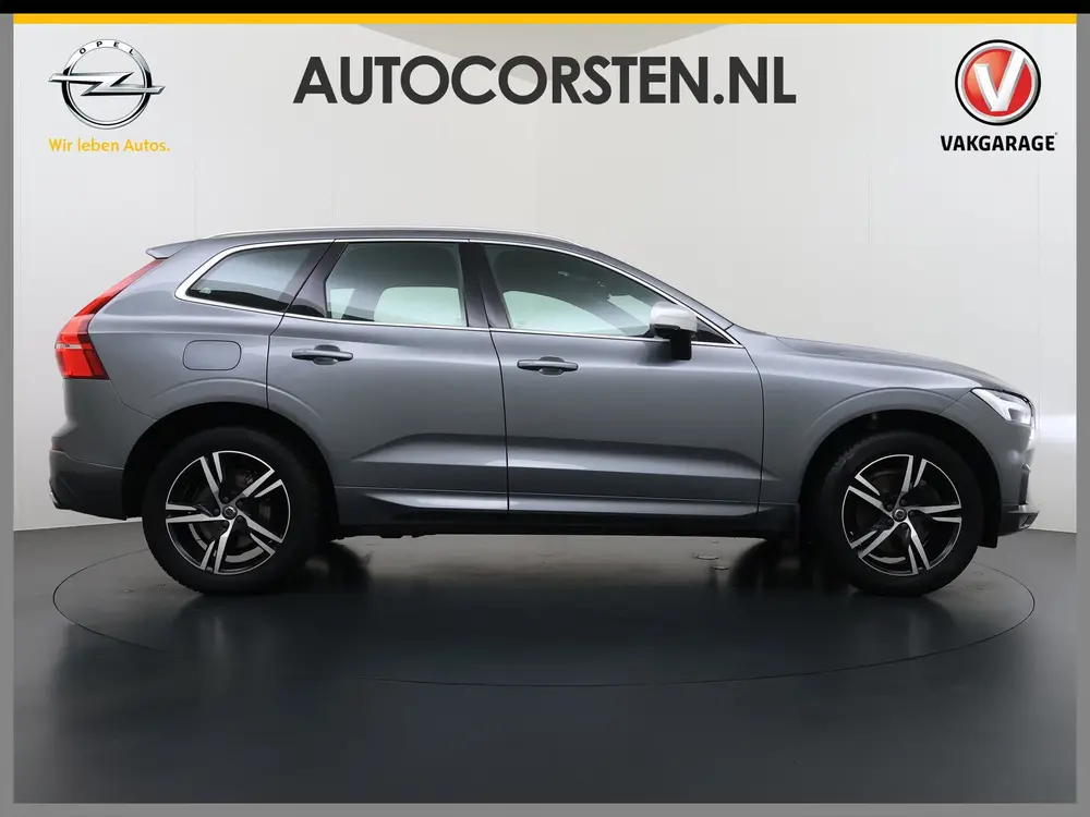 Volvo XC60 T5 251PK Autom Inscription R-design Trekhaak Navi uit 2019, foto 4