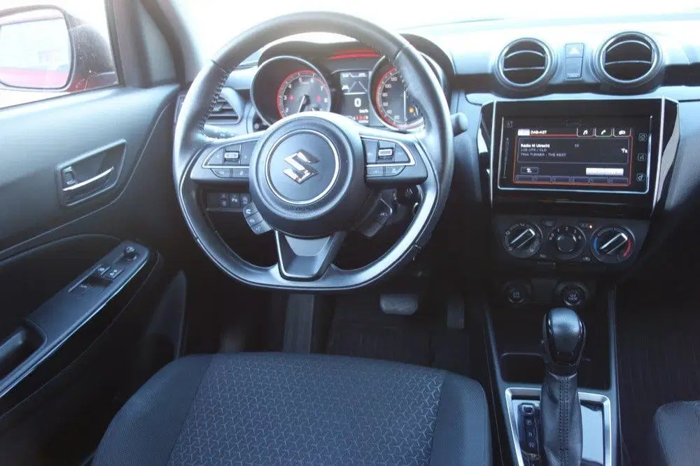 Suzuki Swift 1.2 SELECT SMARTHYB. All Season uit 2023, foto 2