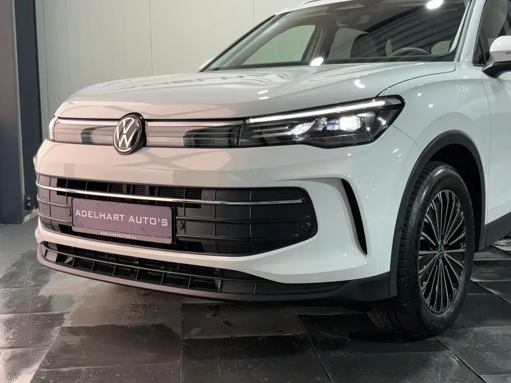 Volkswagen Tiguan 1.5 eTSI Life Edition Automaat / Navigatie uit 2025, foto 6