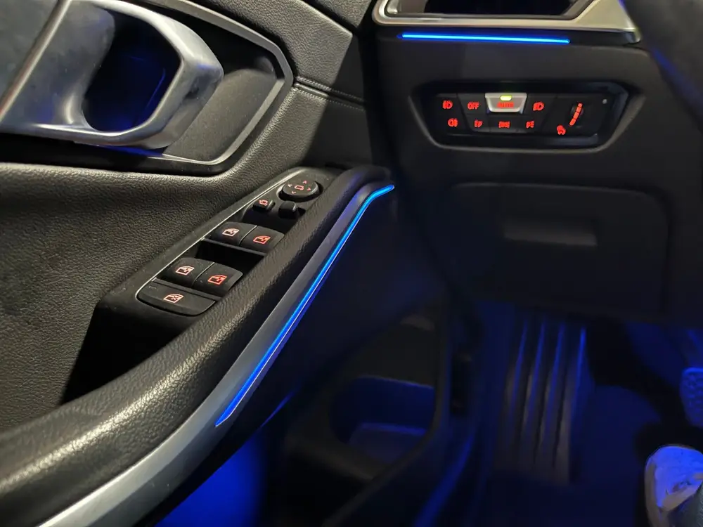 BMW 3-serie 320i High Executive Automaat Dealer Onderh uit 2019, foto 18