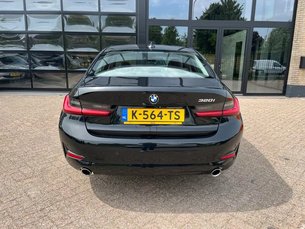 BMW 3-serie 320i High Executive Automaat Dealer Onderh uit 2019, foto 6