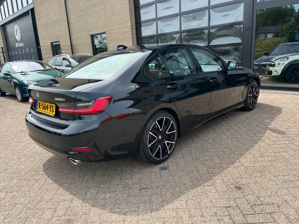 BMW 3-serie 320i High Executive Automaat Dealer Onderh uit 2019, foto 7
