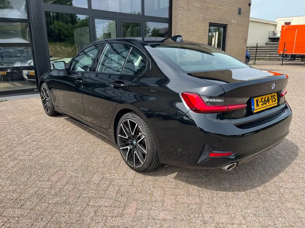 BMW 3-serie 320i High Executive Automaat Dealer Onderh uit 2019, foto 8