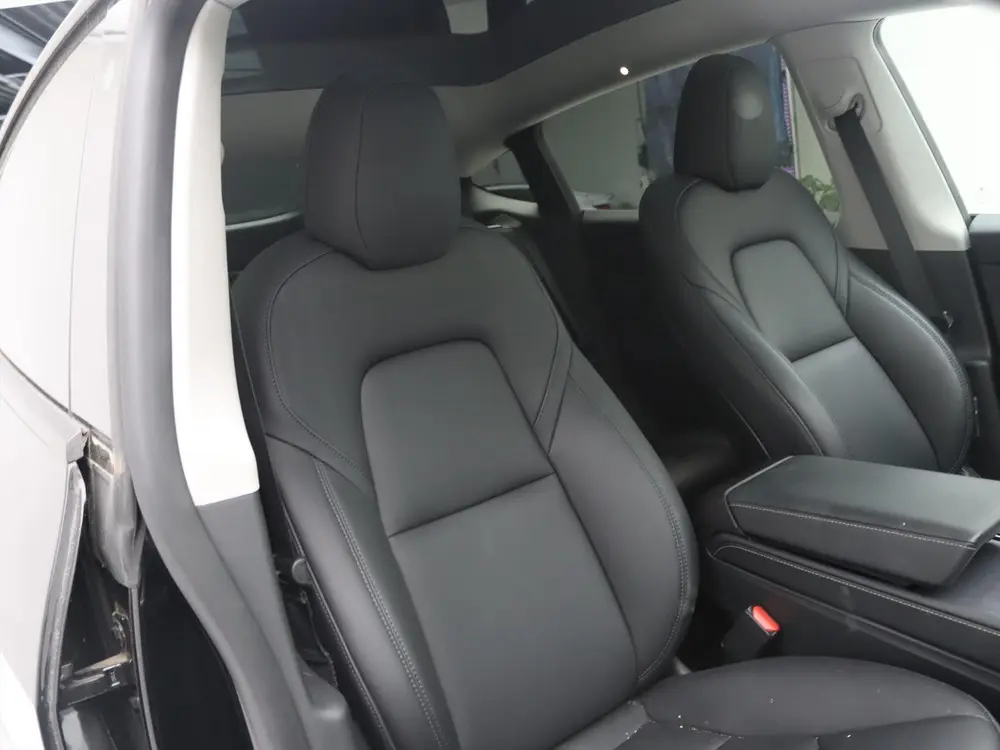 Tesla Model Y Long Range AWD 75kWh 351pk 93.8% SoH [ AUT uit 2021, foto 15