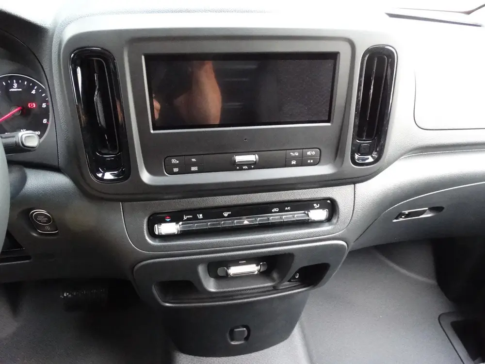 Mercedes-Benz Vito 114 CDI L2 Pro uit 2026, foto 7