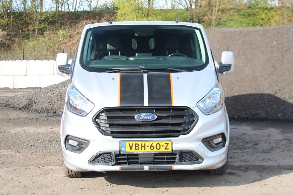 Ford Transit Custom 310 2.0 TDCI L2H1 Sport uit 2019, foto 2