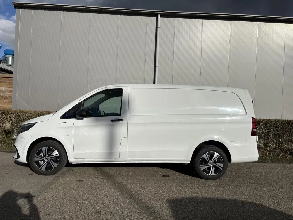 Mercedes-Benz Vito eVito 112 L2 60 kWh Mercedes-Benz eVito uit 2026, foto 2
