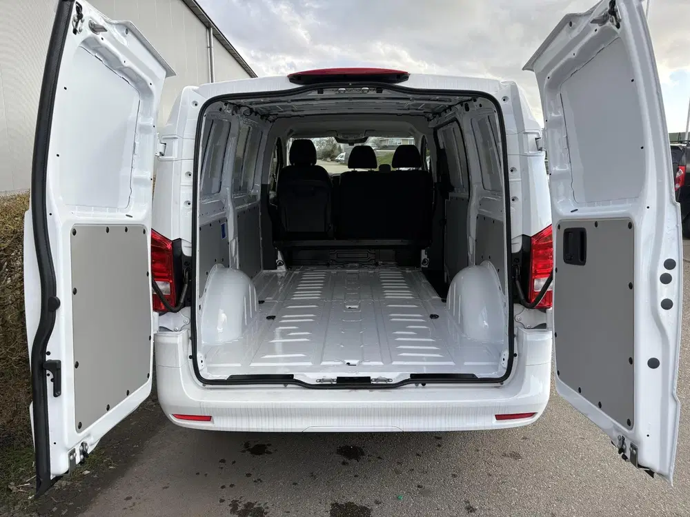 Mercedes-Benz Vito eVito 112 L2 60 kWh Mercedes-Benz eVito uit 2026, foto 6
