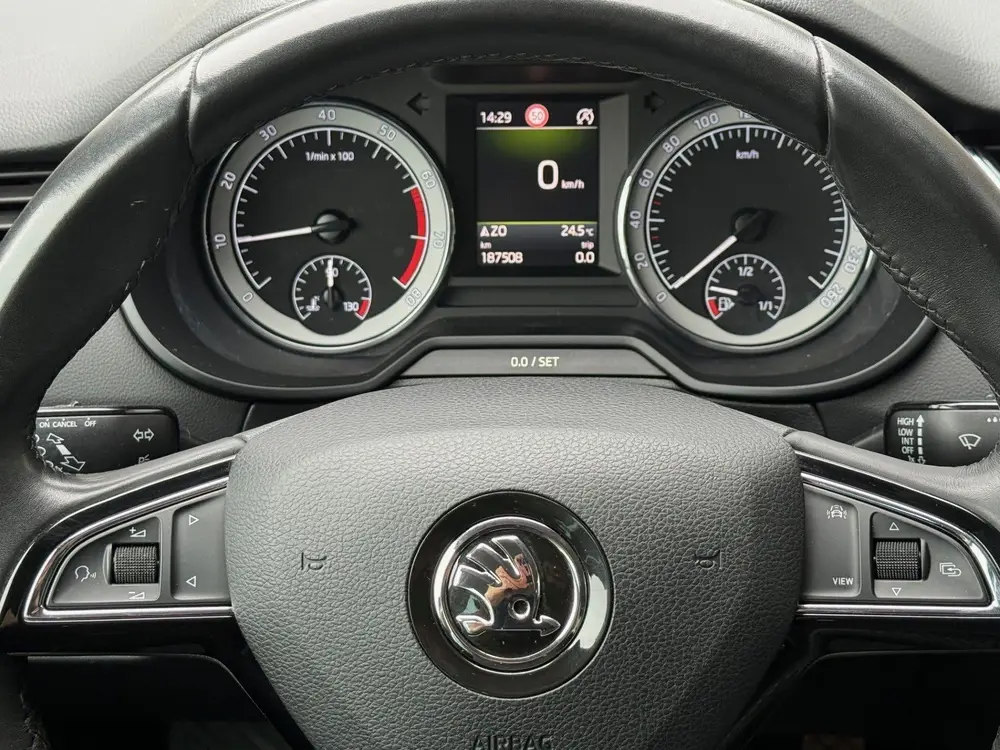 Skoda Octavia 1.0 TSI Greentech Style Business uit 2019, foto 16