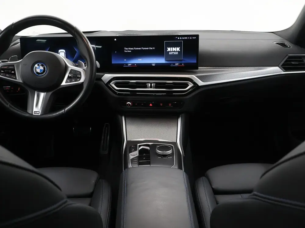 BMW 3-serie 330e M-Sport uit 2023, foto 9
