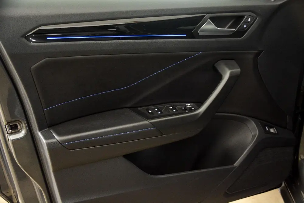 Volkswagen T-Roc 2.0 TSI R, 300 PK, 4MOTION, digitale cockpi uit 2023, foto 20