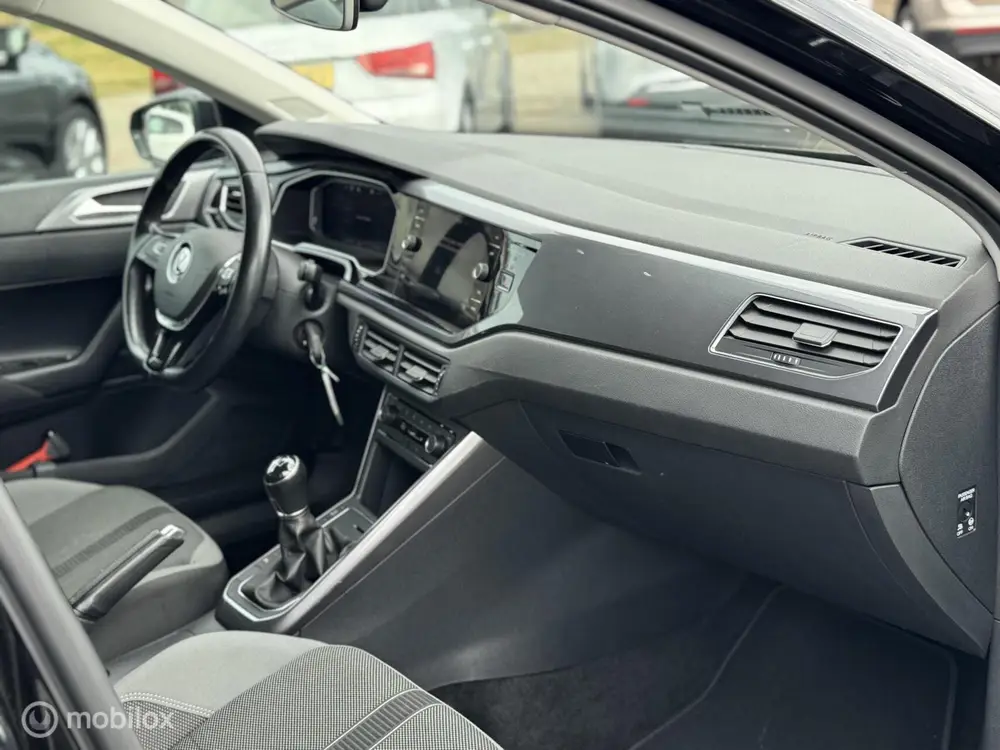 Volkswagen Polo 1.0 TSI R-Line Virtual cockpit uit 2020, foto 14