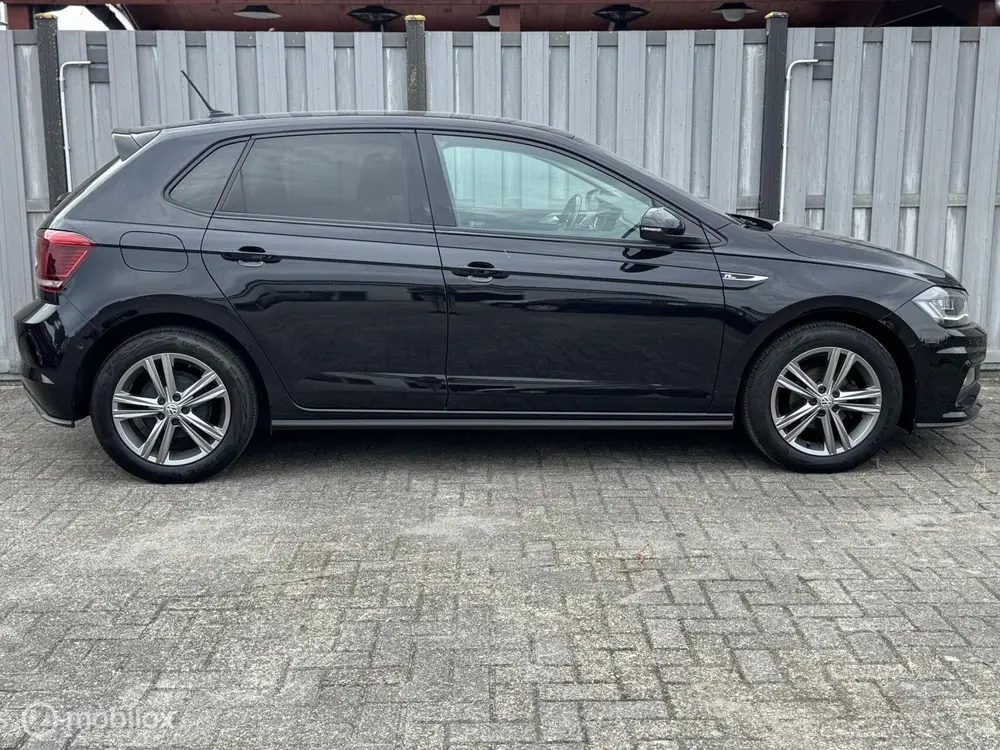 Volkswagen Polo 1.0 TSI R-Line Virtual cockpit uit 2020, foto 3