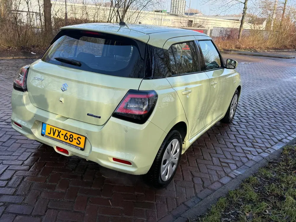 Suzuki Swift 1.2 Comfort Smart Hybrid 6 X Suzuki SWIFT uit 2024, foto 17