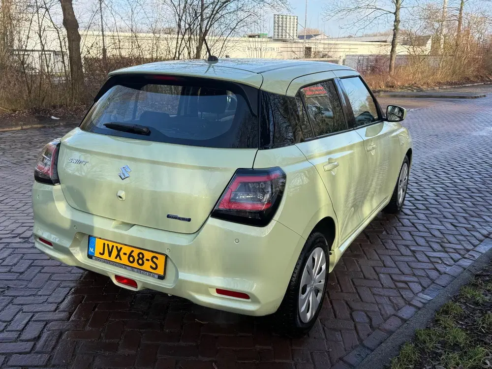 Suzuki Swift 1.2 Comfort Smart Hybrid 6 X Suzuki SWIFT uit 2024, foto 3
