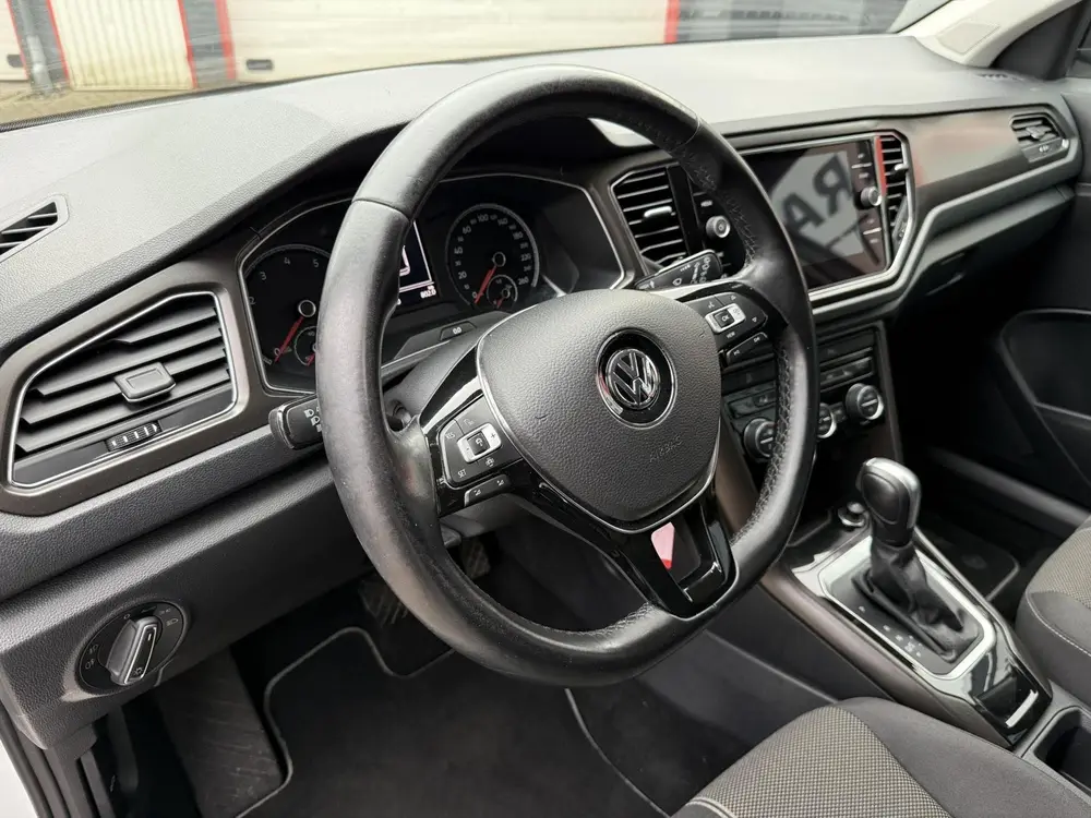 VOLKSWAGEN T-Roc 1.5 TSI 150pk 7-DSG T-Roc Style, STOELVERWA uit 2019, foto 16