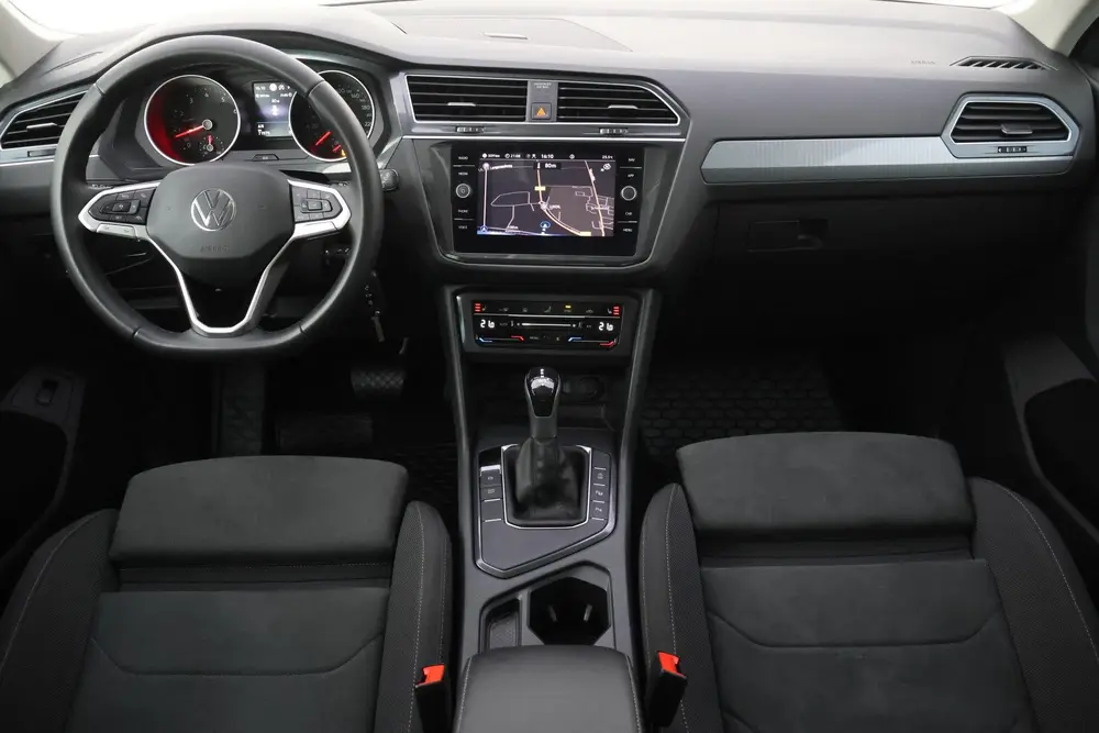 Volkswagen Tiguan 1.5 TSI Dsg LIFE Business PANO | FULL LED uit 2020, foto 18