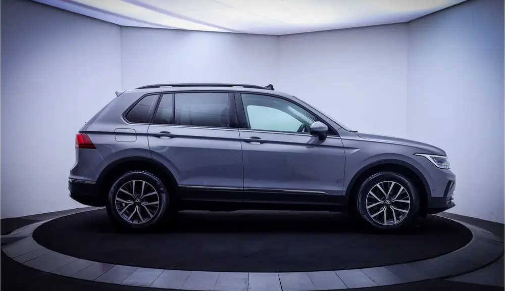 Volkswagen Tiguan 1.5 TSI Dsg LIFE Business PANO | FULL LED uit 2020, foto 4