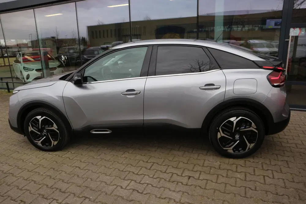 Citroën C4 Citroen C4 1.2 Puretech Shine 130PK NAVI C uit 2022, foto 3