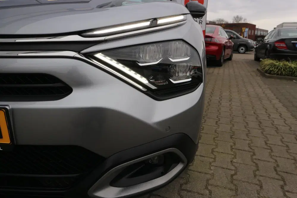 Citroën C4 Citroen C4 1.2 Puretech Shine 130PK NAVI C uit 2022, foto 7