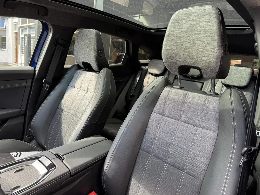Renault Austral 1.3 160pk EDC Techno+Pack Comfort+Panodak uit 2025, foto 12