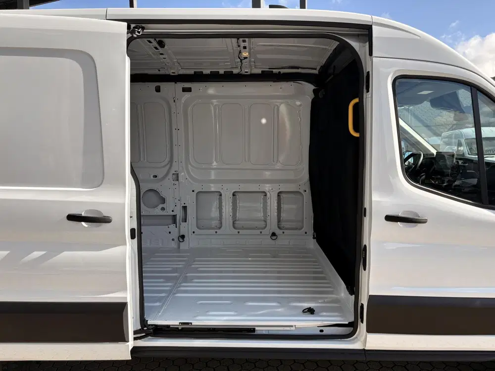 Ford Transit 350 2.0 TDCI L3H2 Limited uit 2024, foto 10