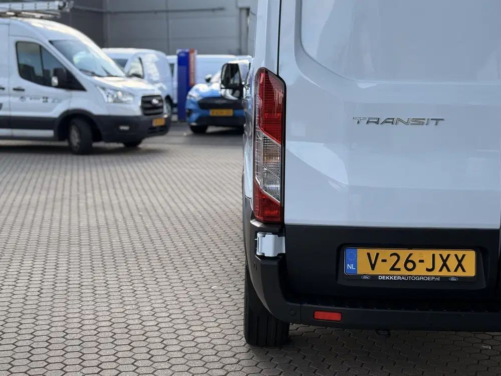 Ford Transit 350 2.0 TDCI L3H2 Limited uit 2024, foto 6