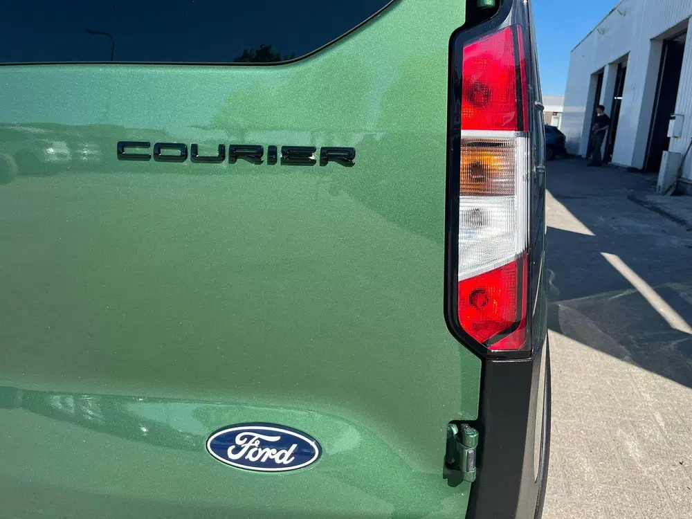 Ford Transit Courier 1.0 EcoBoost Active uit 2024, foto 5