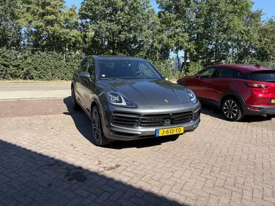 Porsche Cayenne 3.0 E-Hybrid TREKHAAK SPORTCHRONO 360CAM BOS uit 2020
