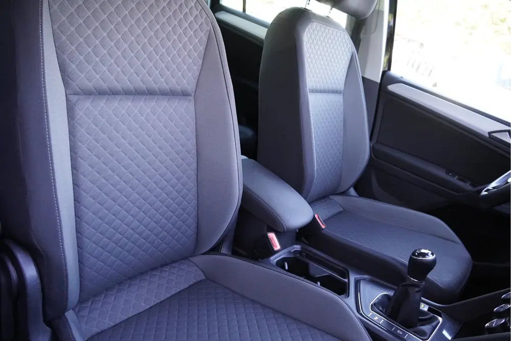 Volkswagen Tiguan 1.5 TSI Comfortline Business BJ2019 Lmv 17 uit 2019, foto 16
