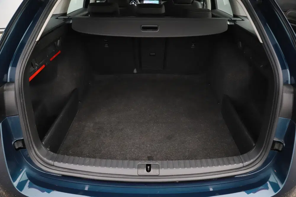 Skoda Octavia 1.0 e-TSI Ambition Automaat Virtual Cock uit 2022, foto 8