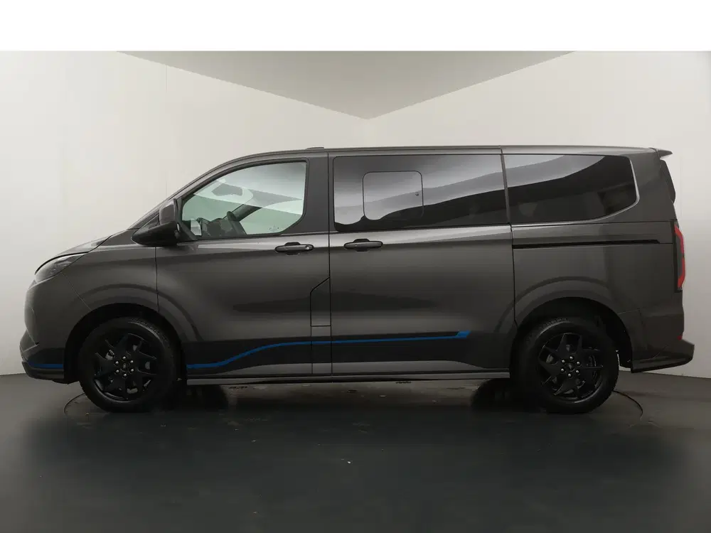 Ford Tourneo Custom 340 2.5 PHEV 233 pk L1 8 persoons uit 2025, foto 2