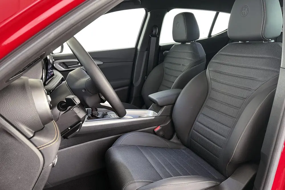 Alfa Romeo Tonale 1.3T 280pk PHEV Edizione Speciale uit 2023, foto 6
