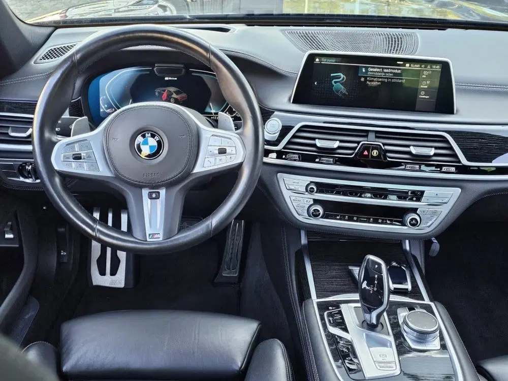 BMW 7-serie 7 Serie 745e High Executive uit 2020, foto 8