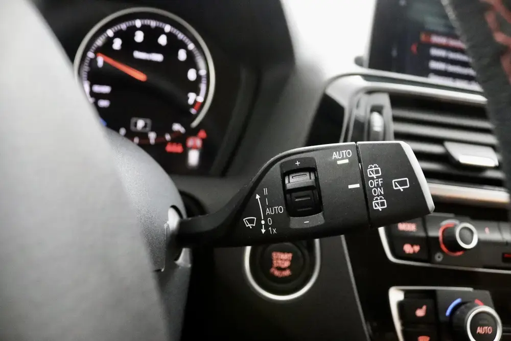 BMW 1-serie 118i uit 2019, foto 19