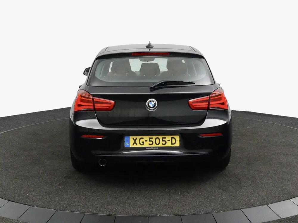 BMW 1-serie 118i uit 2019, foto 6