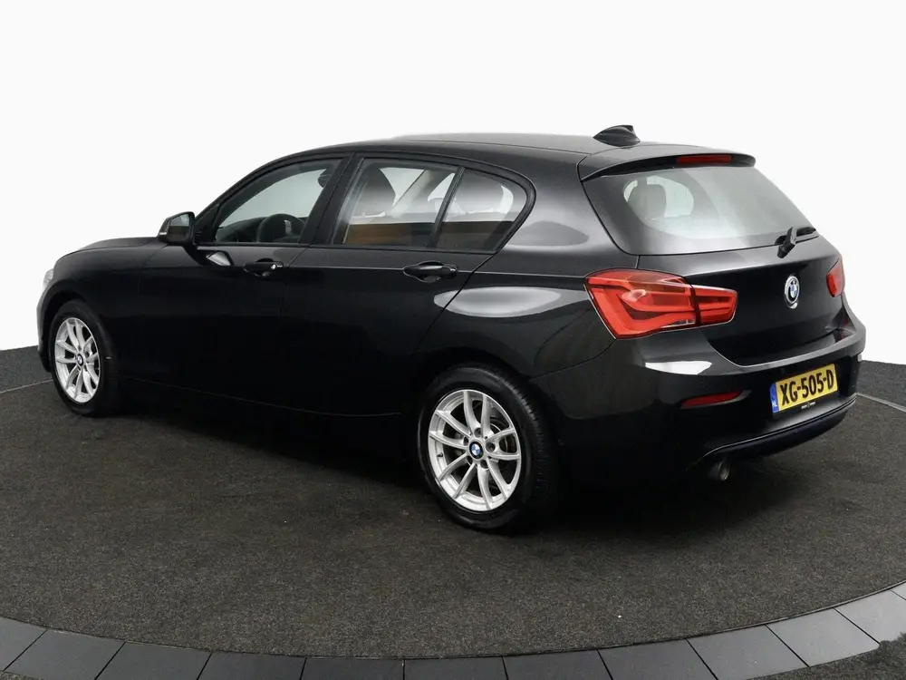 BMW 1-serie 118i uit 2019, foto 7