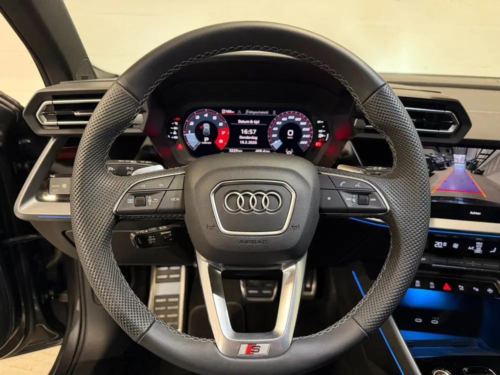 Audi A3 35 TFSI S edition uit 2025, foto 13