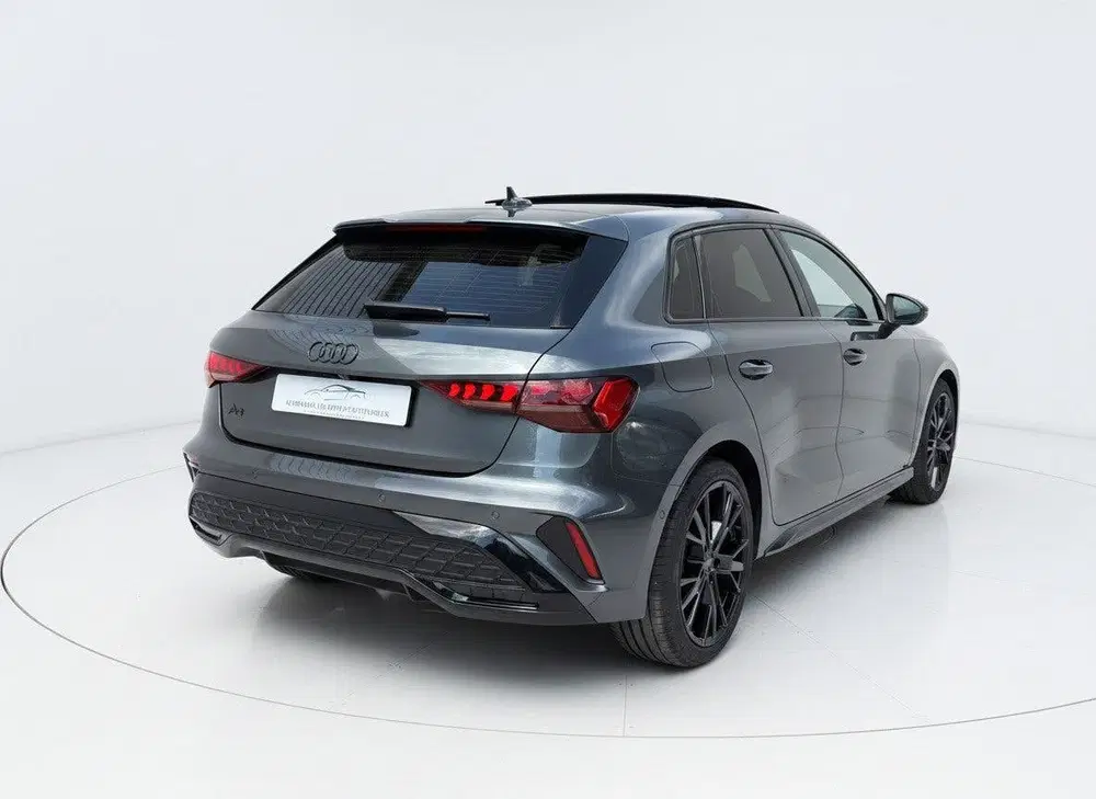 Audi A3 35 TFSI S edition uit 2025, foto 2