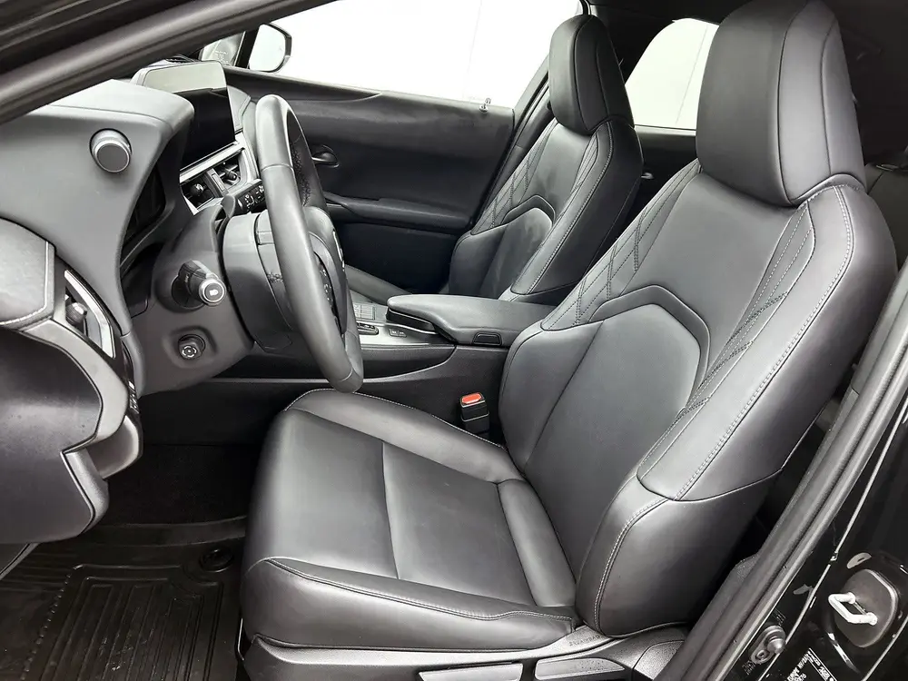 Lexus UX 300h F SPORT Design (bj 2024 uit 2024, foto 16