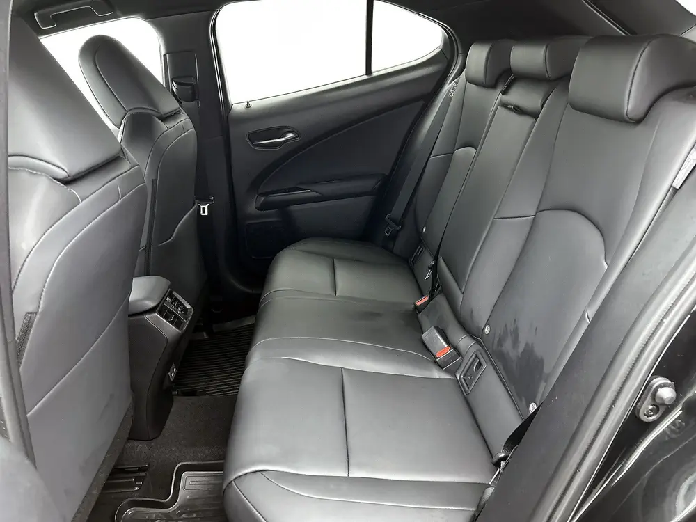 Lexus UX 300h F SPORT Design (bj 2024 uit 2024, foto 17