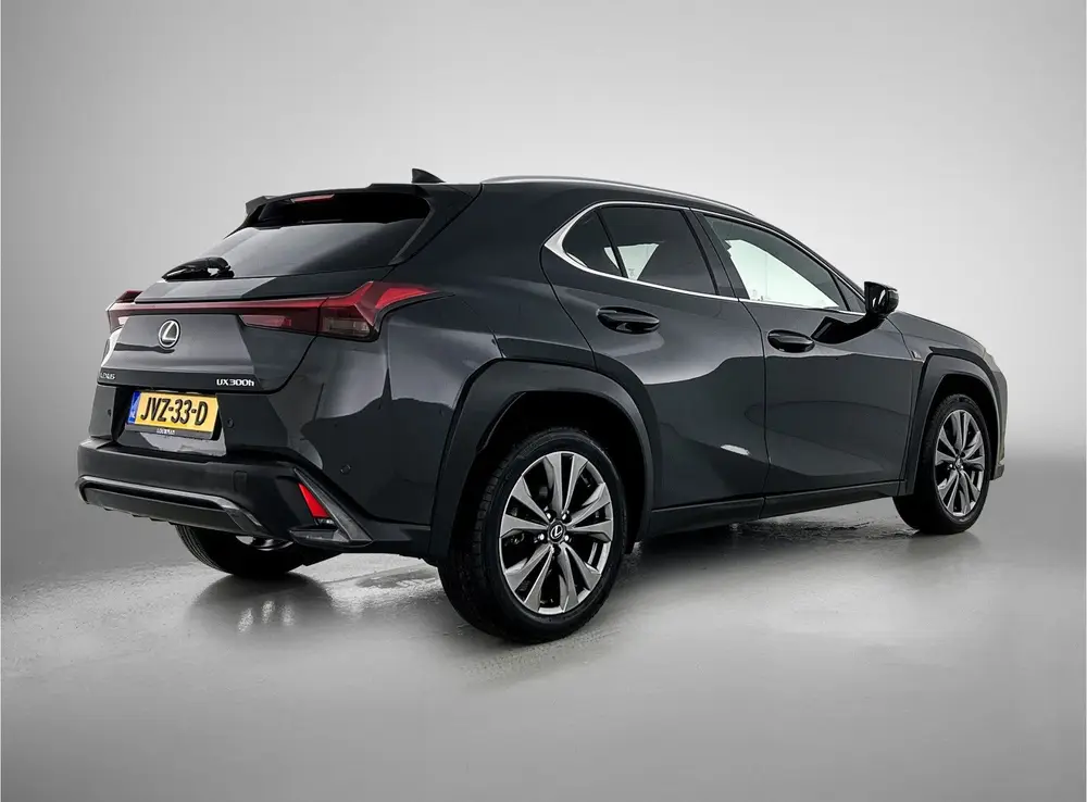 Lexus UX 300h F SPORT Design (bj 2024 uit 2024, foto 2