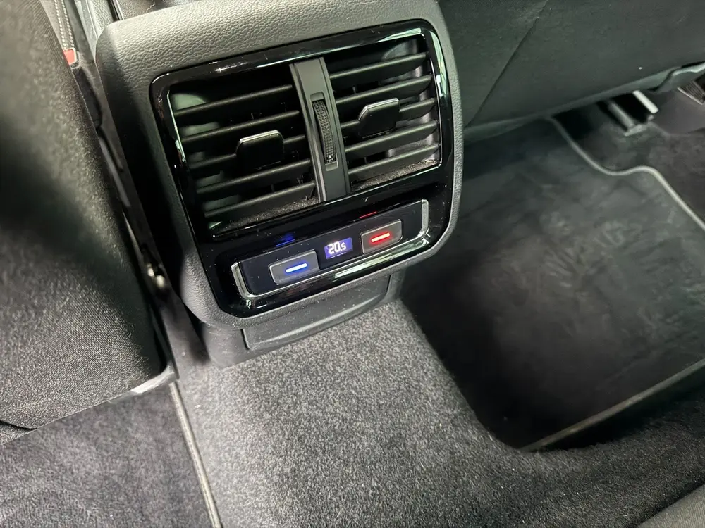 Volkswagen Passat 1.5 TSI Comfort Business | 1e eigenaar | A uit 2020, foto 12