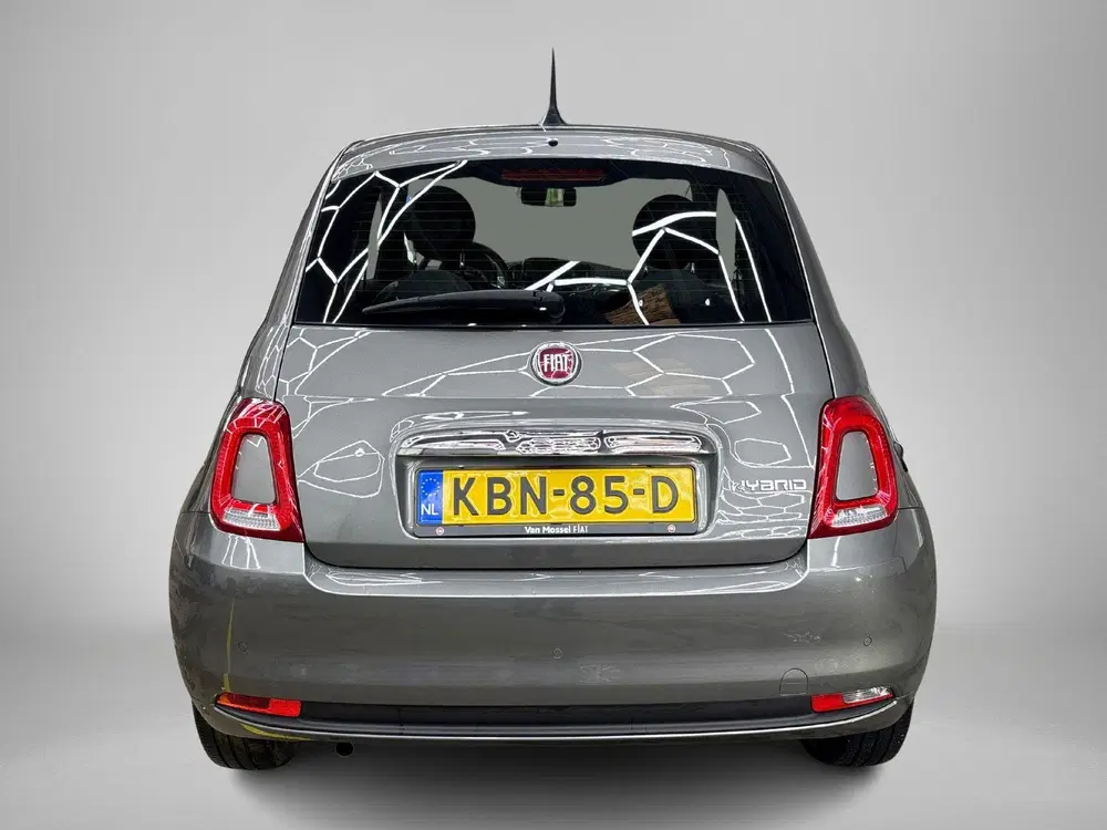 Fiat 500 1.0 Hybrid uit 2023, foto 14