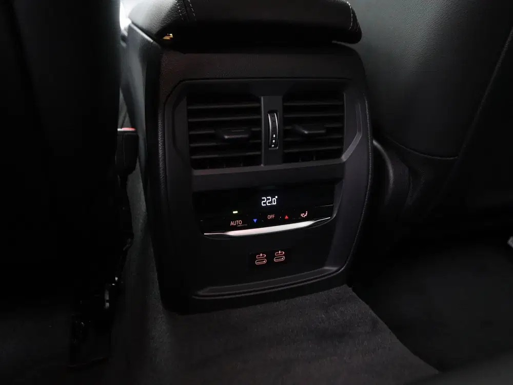 BMW i4 eDrive35 M Sport Edition 70 kWh (bj 2026 uit 2026, foto 18